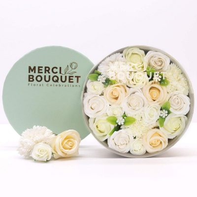 Okrągły Mydlany Flower Box - Biały, kość słoniowa - obrazek 3