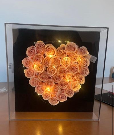 Serce z róż w torebce + LED - Czerwone - obrazek 3